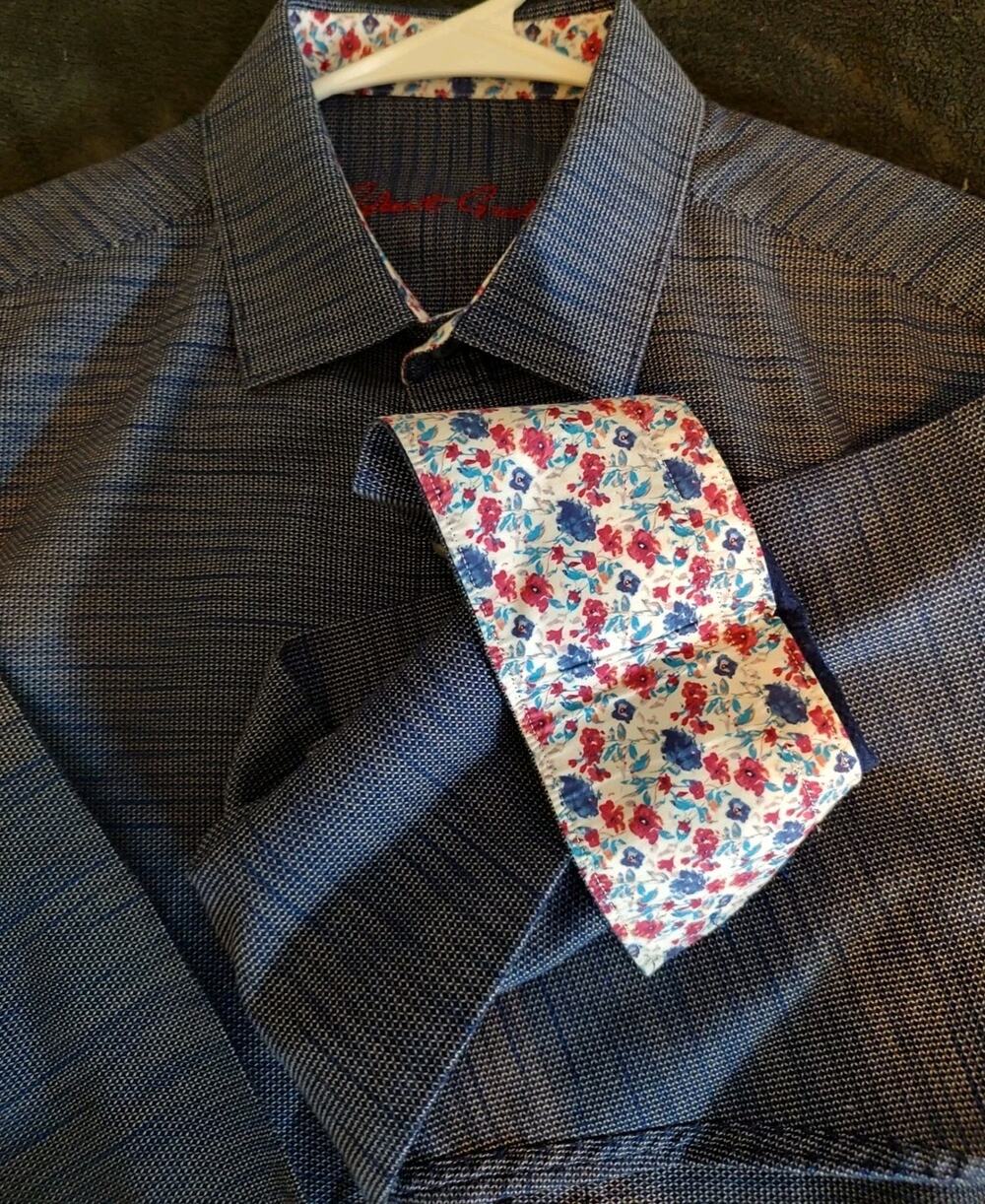 Men's Robert Graham Textured Blue Button Shirt With Floral Flip Cuffs - Medium